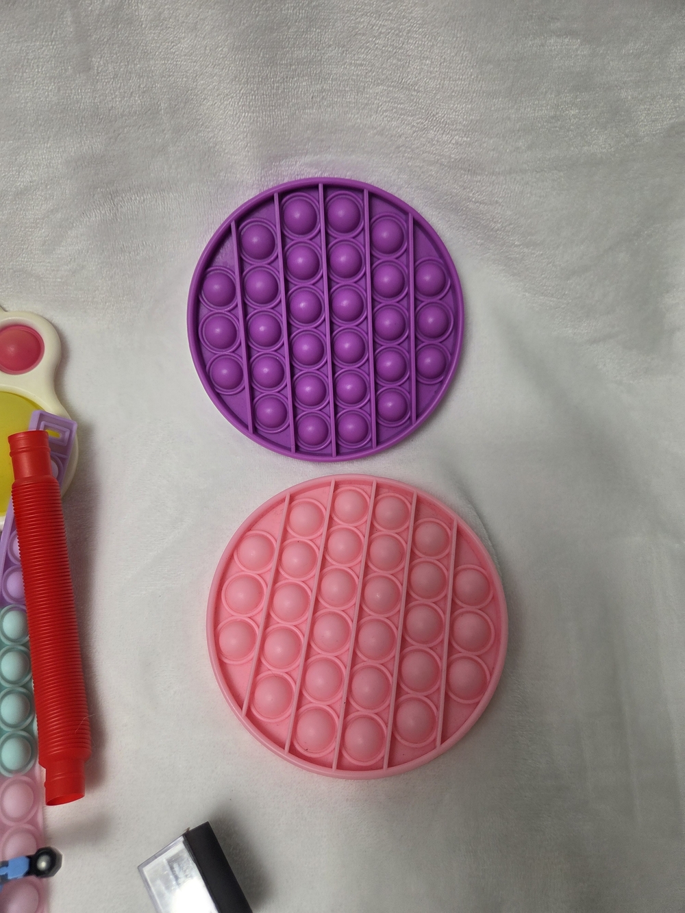 Assorted Kids Fidget Toy Bundle - Pastel Heart Popper & Sensory Toys - Picture 4 of 4